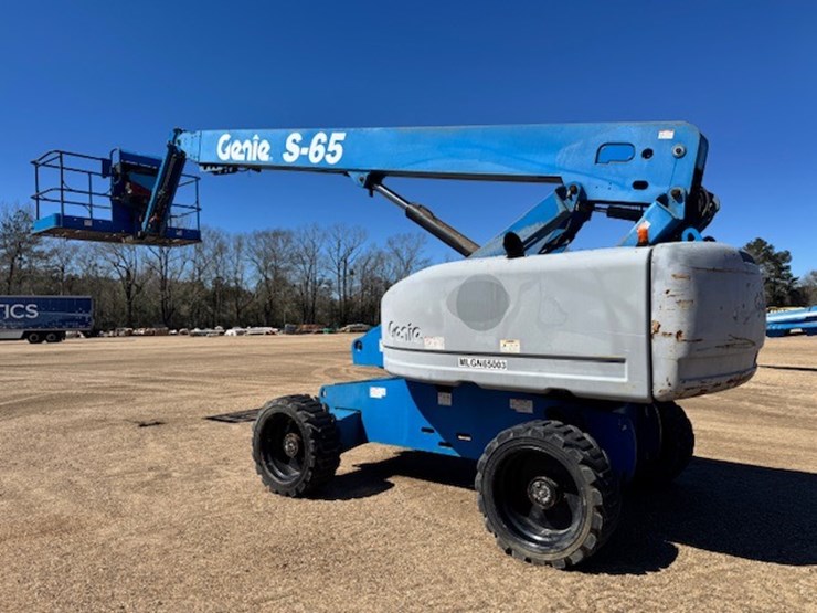 2013-genie-s65-image-7