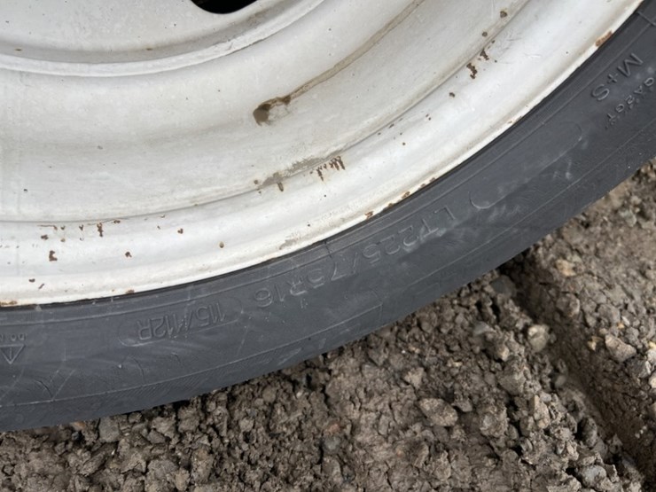 2014-chevrolet-express-paratransit-bus-image-19