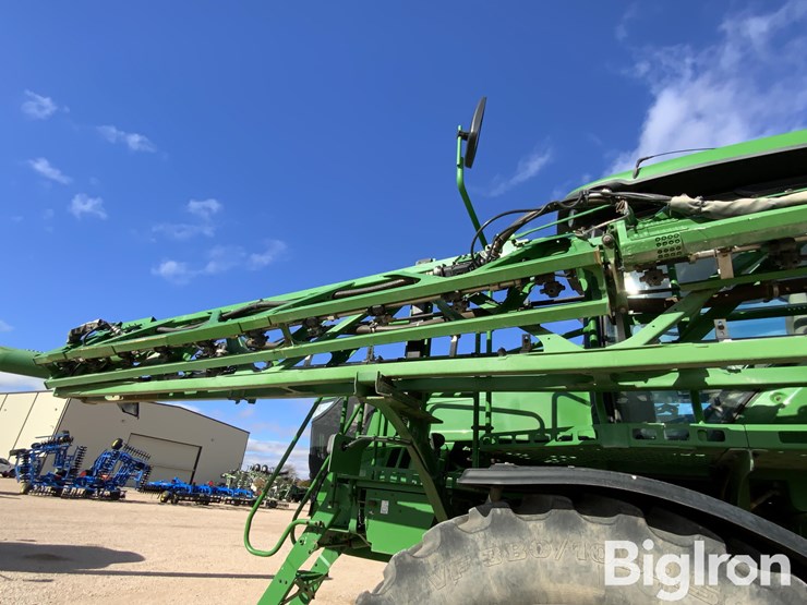 2021-john-deere-r4045-image-19