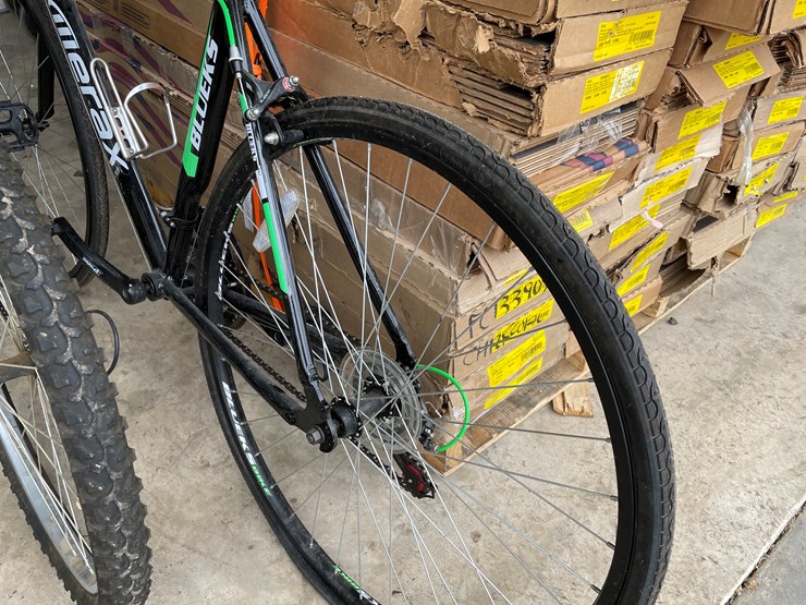 #4310-•-(2)-adult-bikes-image-7