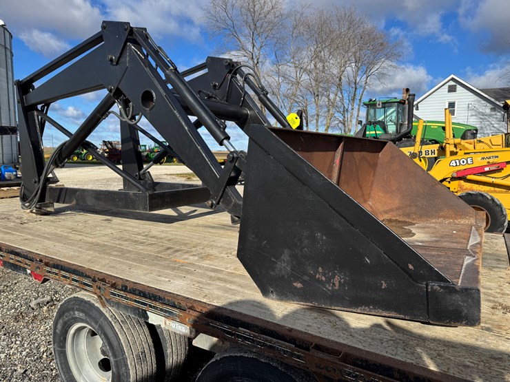 #109-•-westendorf-loader-image-1