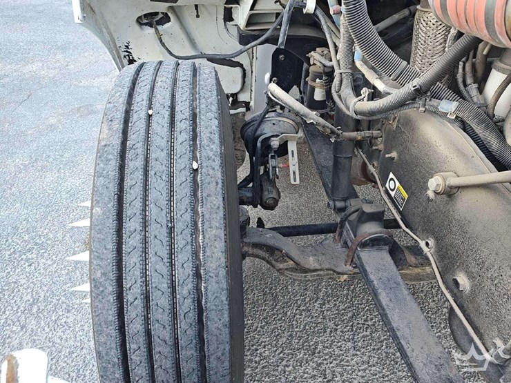 2016-peterbilt-337-image-31