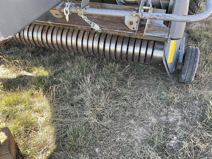 2013-massey-ferguson-2190-image-5