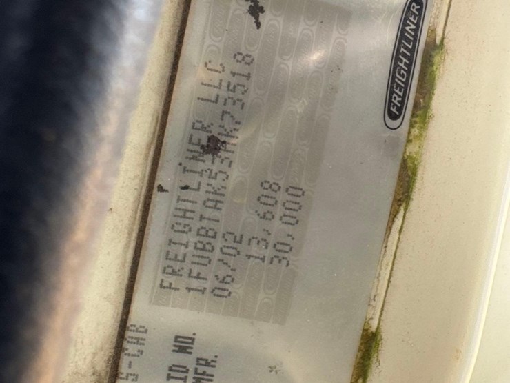 2003-freightliner-cab-&-chassis-truck-image-15