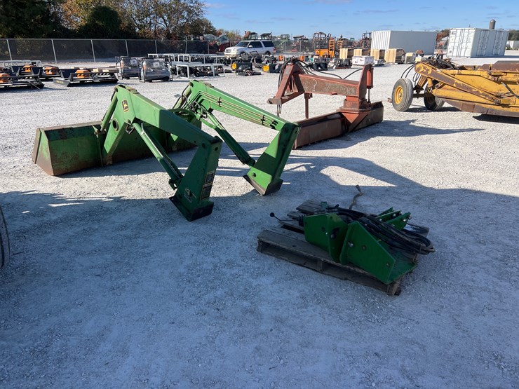 john-deere-146-image-7