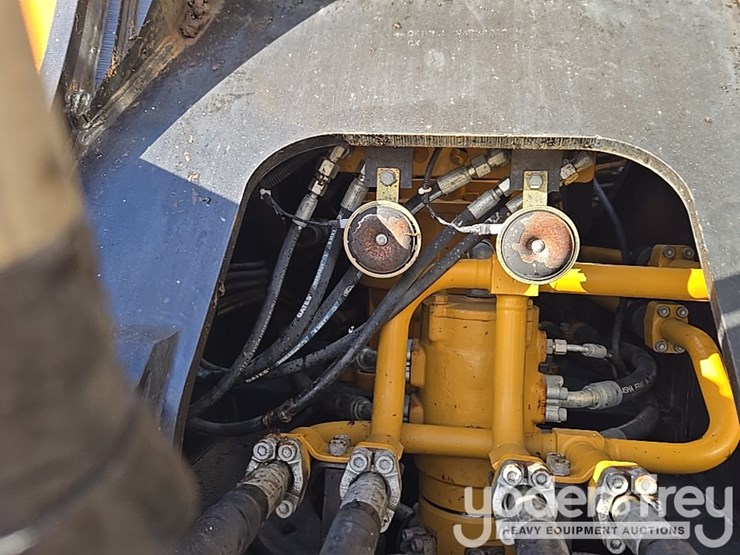 2023-sany-sy225-image-46