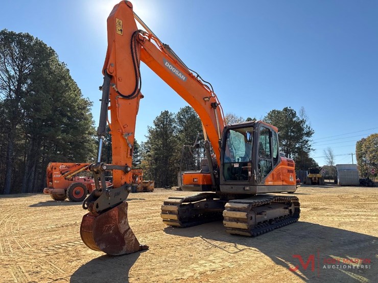 2018-doosan-dx140-lc-5-image-2