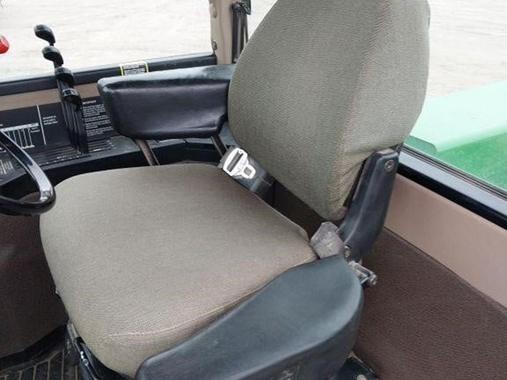 john-deere-8570-image-12