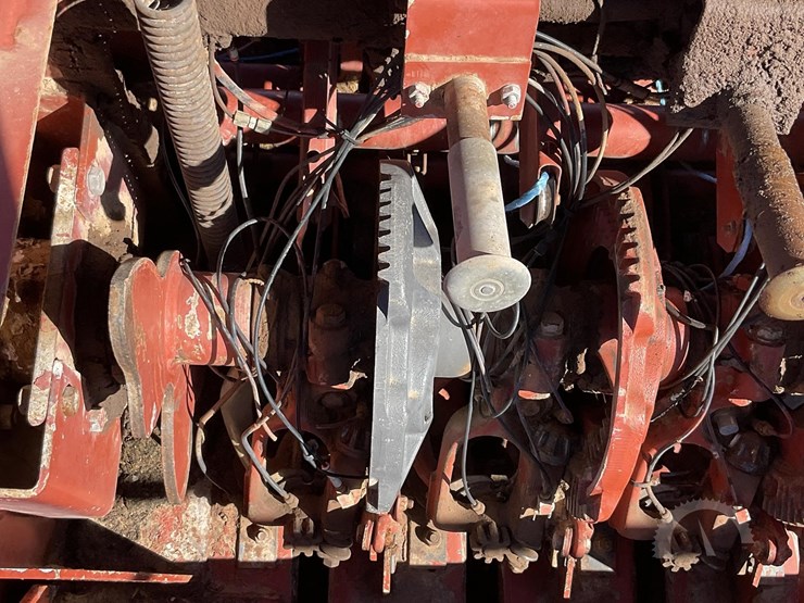 1980-hesston-4900-image-20