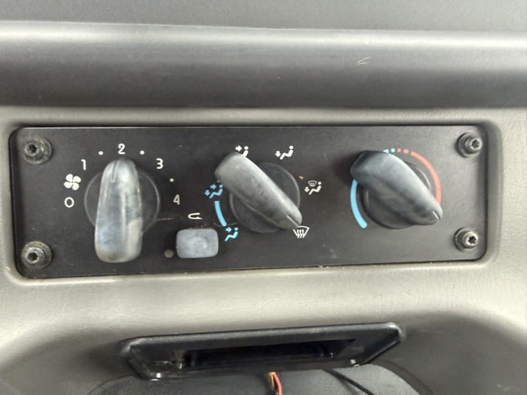 2006-caterpillar-c7-image-82