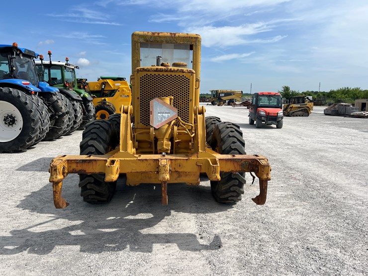 caterpillar-12e-image-9