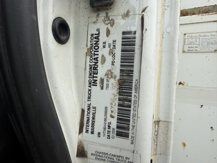 2006-international-7300-image-99