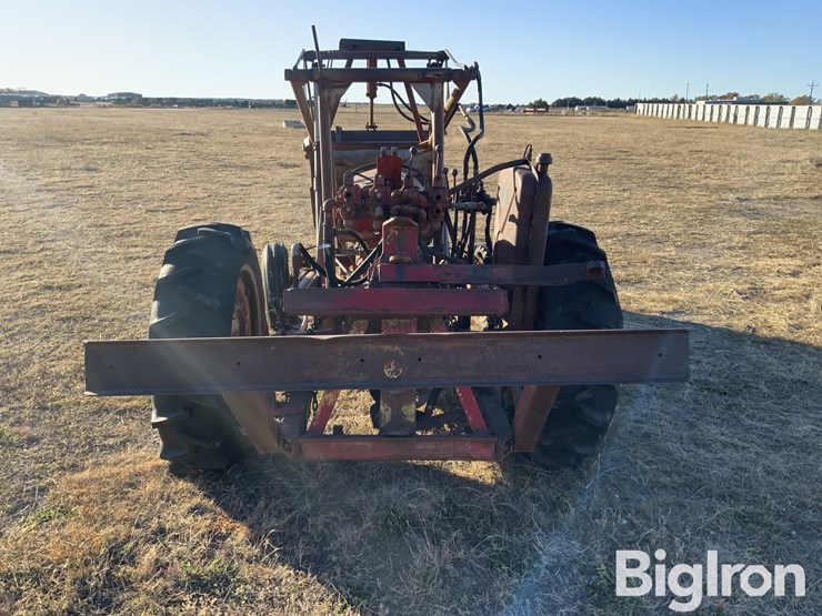 ford-tractor-image-6