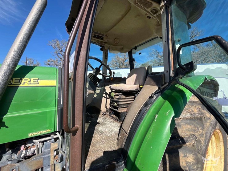 2007-john-deere-5225-image-10