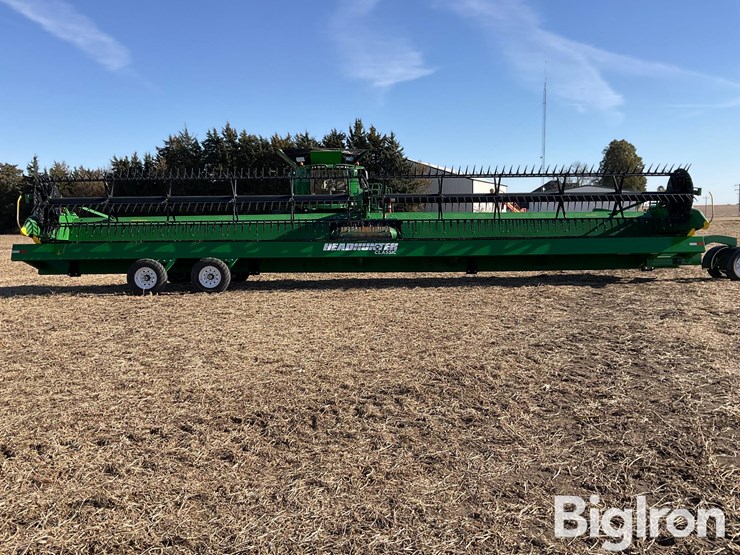 2019-john-deere-745fd-image-2