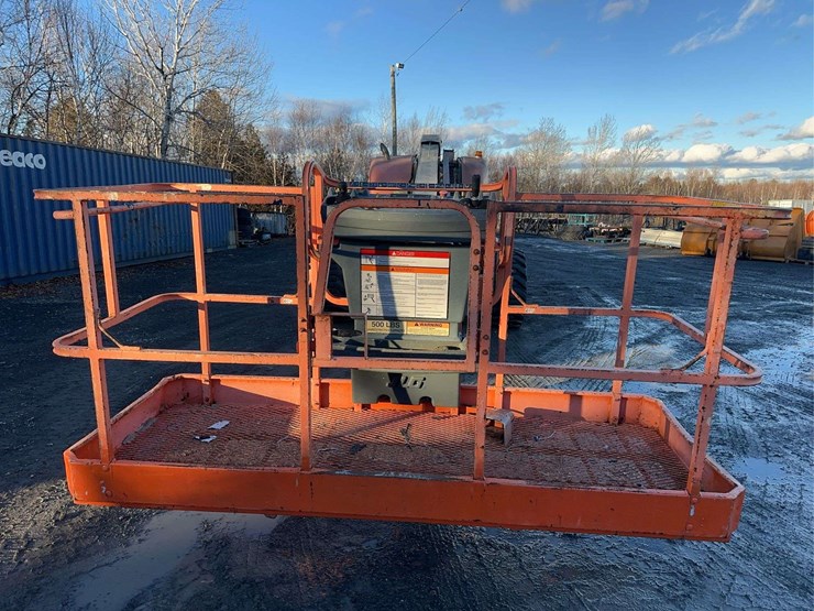 2001-jlg-600s-image-2