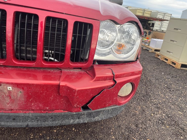 2005-jeep-grand-cherokee-laredo-image-12