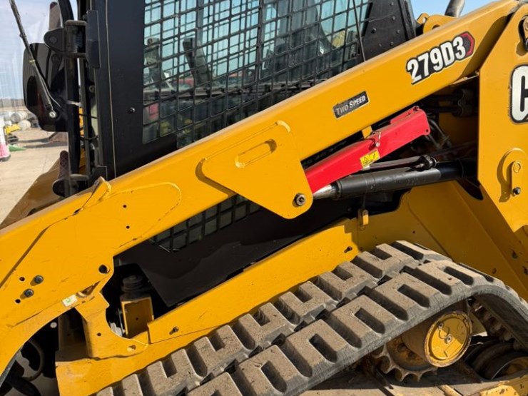 2022-caterpillar-279d3-image-7