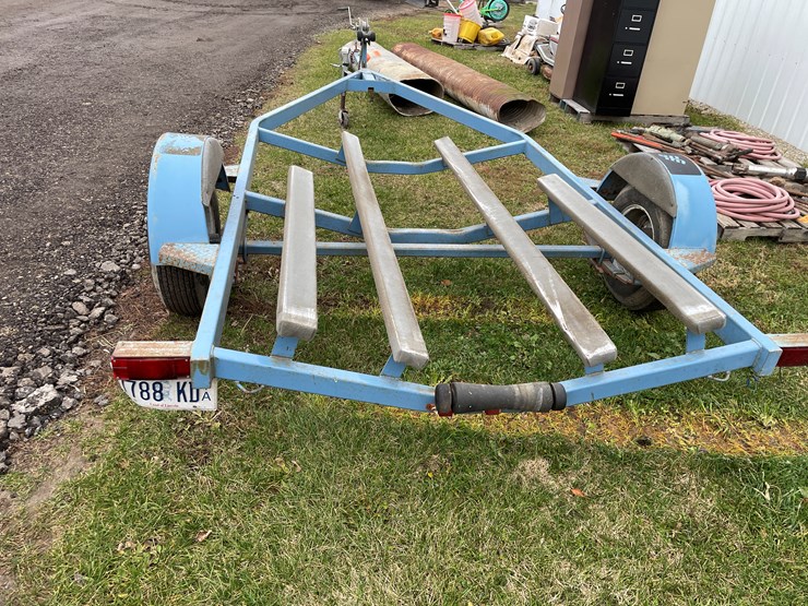 #1253-•-four-winns-16'-boat-trailer-(no-title)-image-4