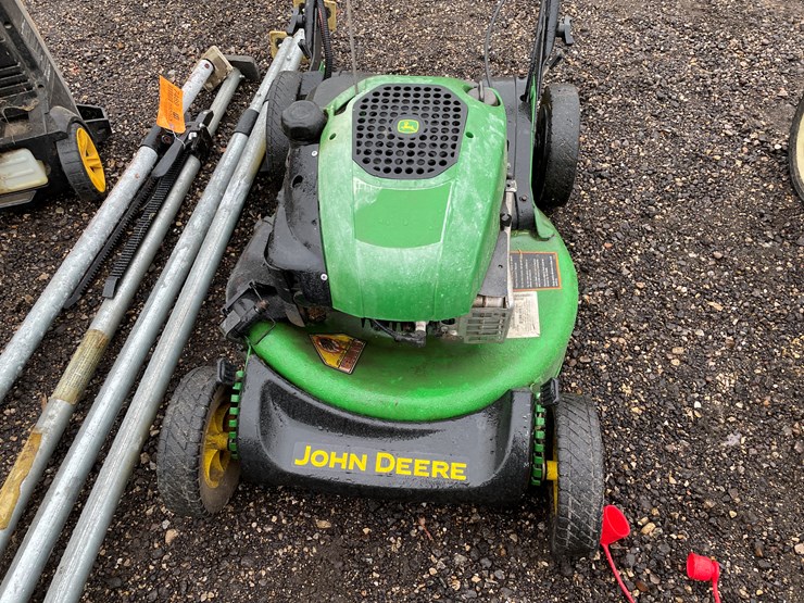 john-deere-la-image-2