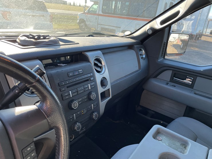 2012-ford-f150-xlt-image-29