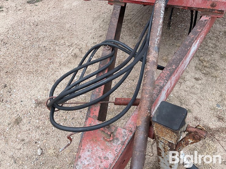 new-holland-3118-image-11