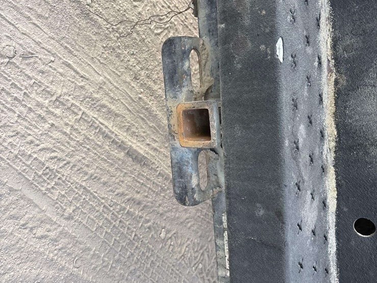 2018-chevrolet-3500-image-19