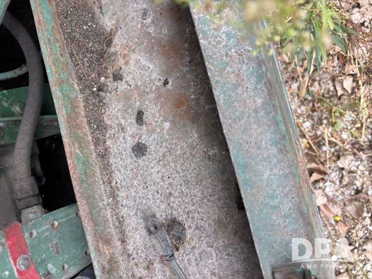 john-deere-185-image-13