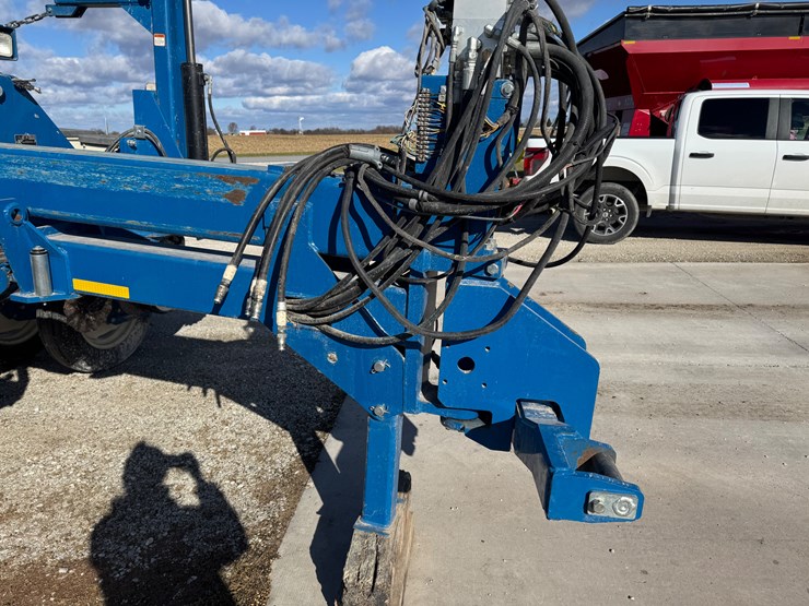 kinze-3800-image-15