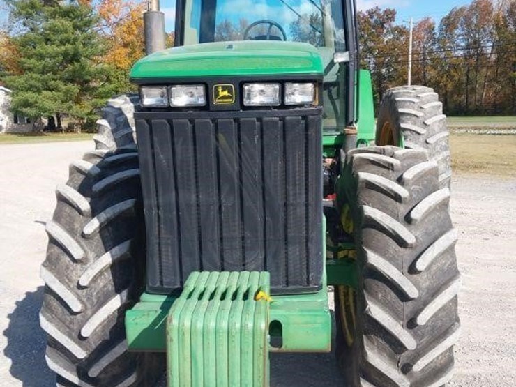 john-deere-8200-image-2