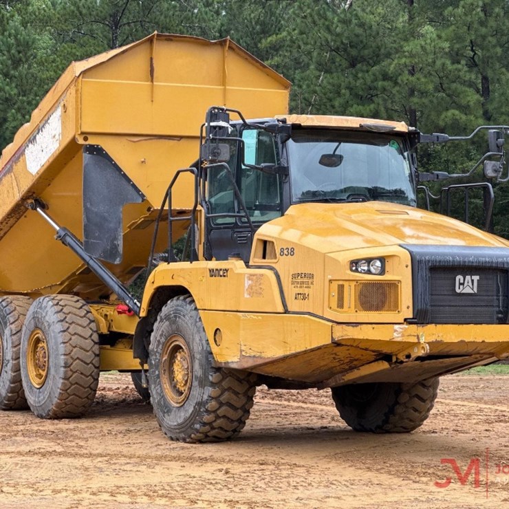 2019 CATERPILLAR 730