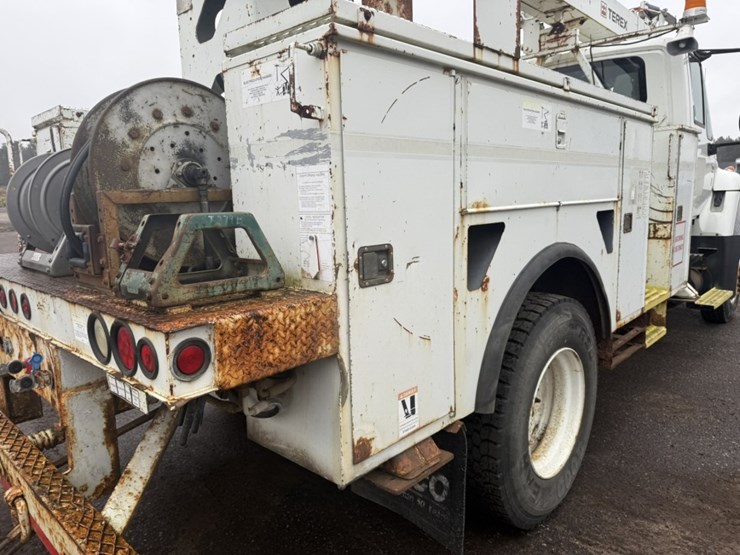 2006-international-7300-image-33