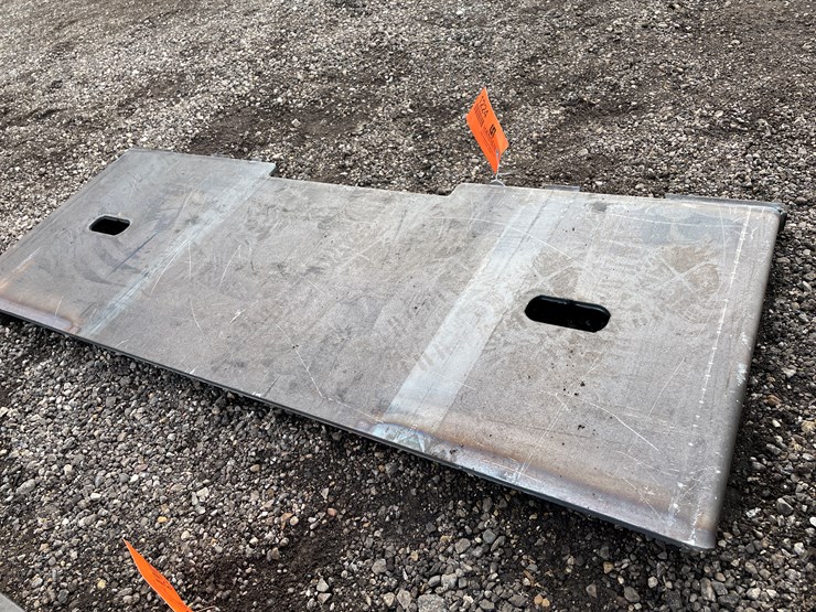 #1224-•-skidsteer-adapter-plates-image-3