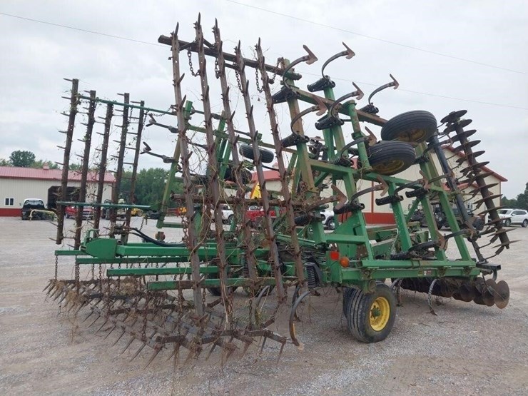 john-deere-726-image-5