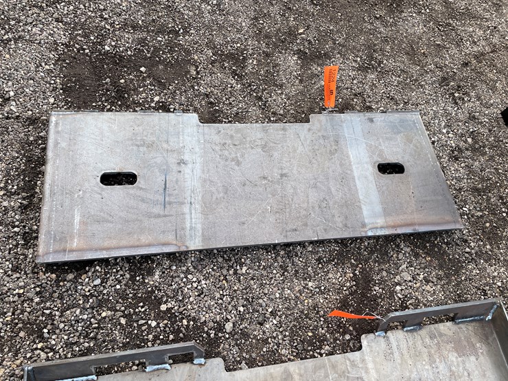 #1220-•-skidsteer-adapter-plates-image-4