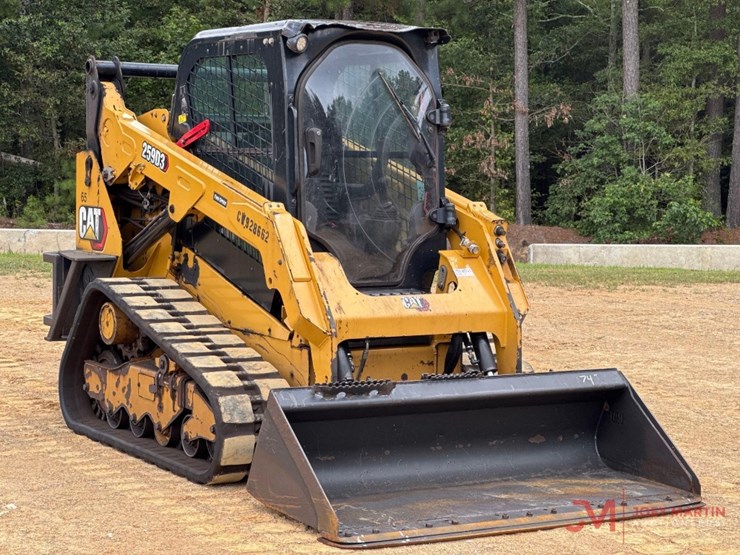 2023-caterpillar-259d3-image-1