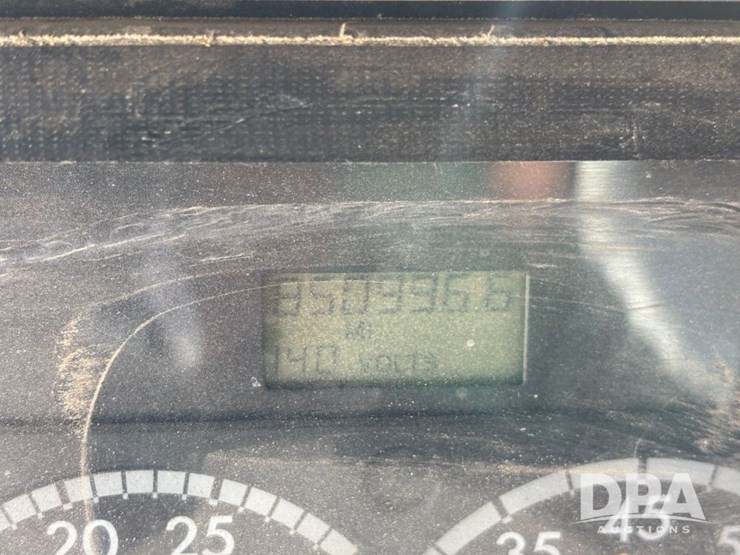 2006-freightliner-day-cab-truck-(gp12099,-unit-802)-image-86