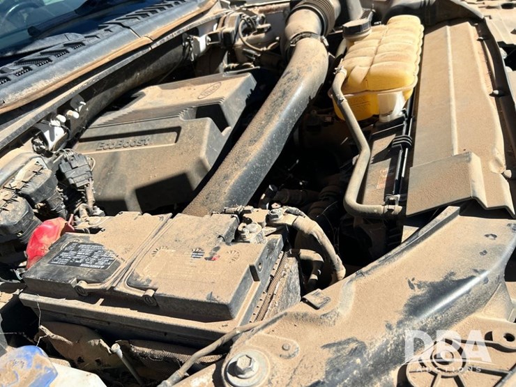 2018-ford-f150-lariat-image-30