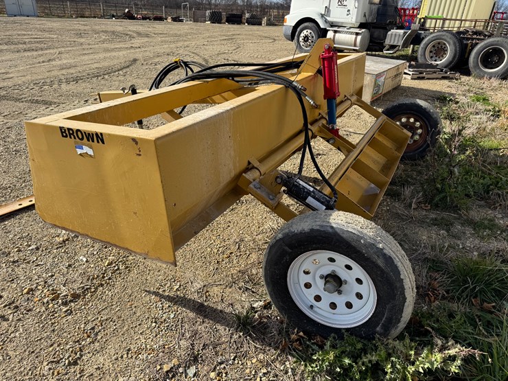 brown-dsht12-image-3