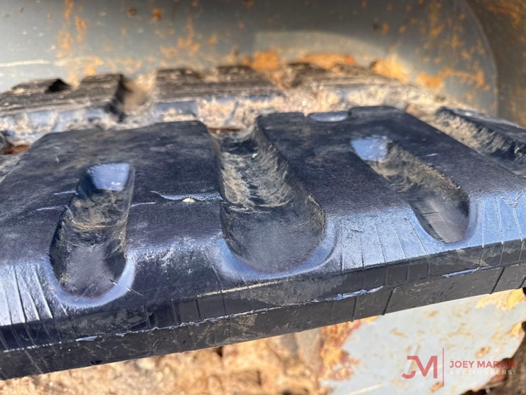 takeuchi-tl12v2-image-5