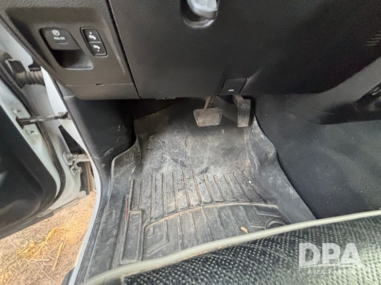 2019-dodge-1500-image-65