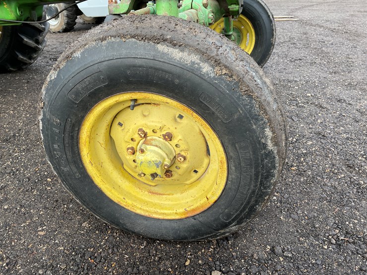 john-deere-4020-image-11