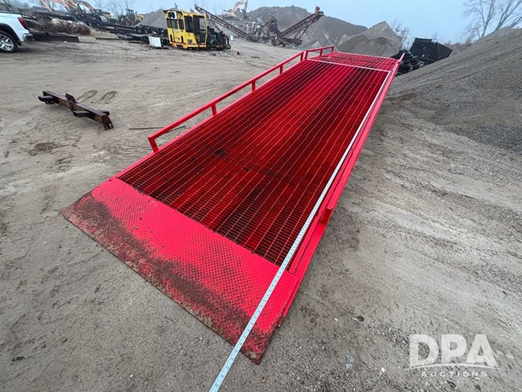 dura-ramp-portable-loading-dock-(gp12115)-image-22