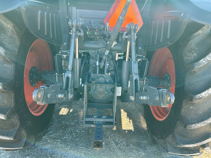 kubota-m6-111-image-9