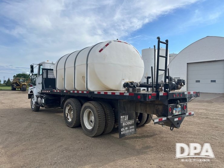 1993-white-gmc-liquid-truck-(dr8592-unit-129952)-image-14