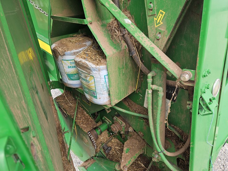 2001-john-deere-567-image-5