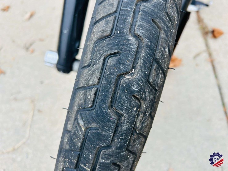 2006-harley-davidson-fxdb-dyna-street-bob-motorcycle-image-14