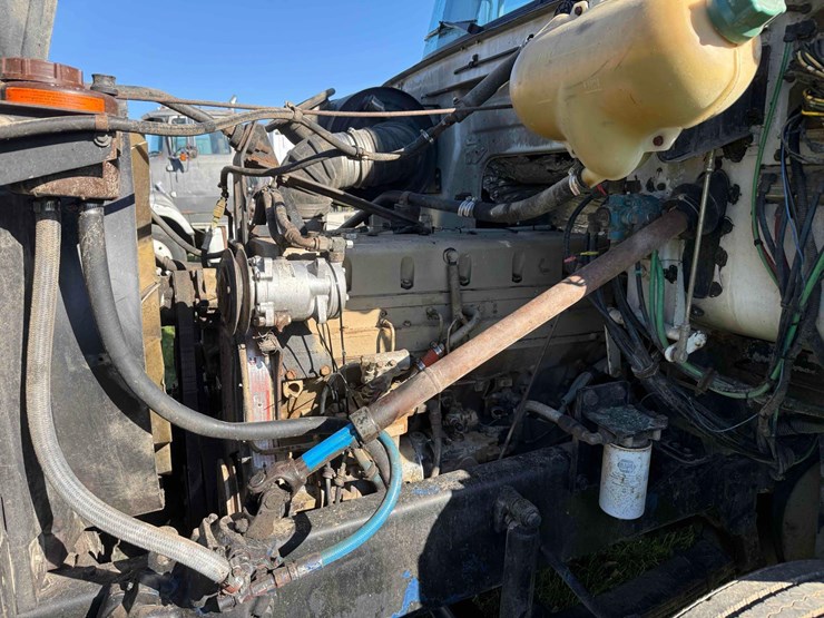 1990-cummins-m11-image-22