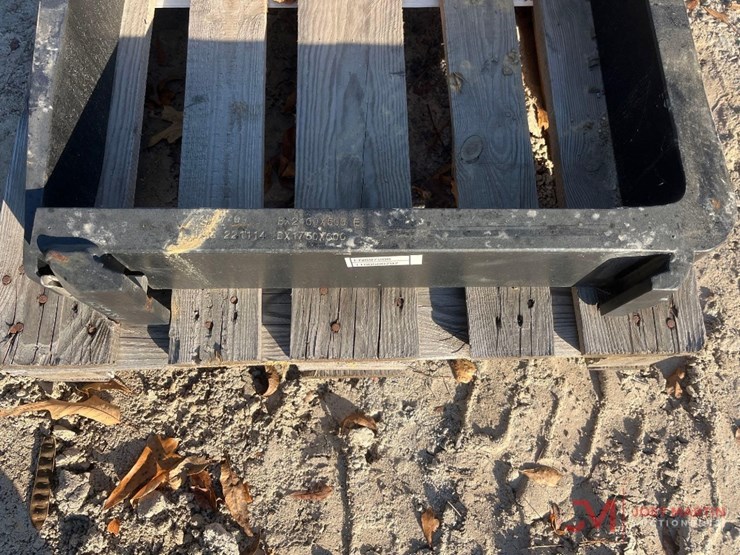 (2)-43"-x-5"-forklift-forks-image-5