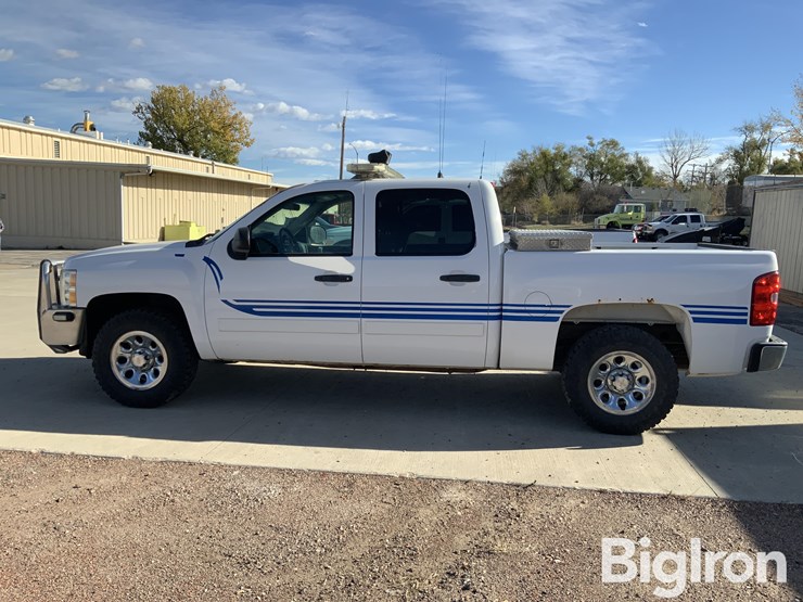 2013-chevrolet-silverado-1500-lt-image-8